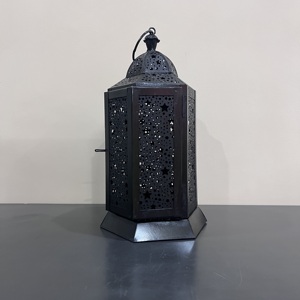 ตะเกียงเหล็กสไตล์โมร็อกโกลายดาวสลักลายตกแต่ง สำหรับตกแต่งบ้านในช่วงรอมฎอนและอีด ขนาด 5x5.5x10 นิ้ว ดีไซน์งานฝีมือ รุ่น L542 - Product Image 4