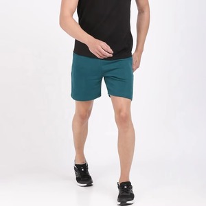 Shorts en coton 220 g/m² personnalisés pour hommes, vente en gros B2B, respirants, style streetwear d'été, bas de jogging, fournisseur d'articles vestimentaires haut de gamme - Product Image 4