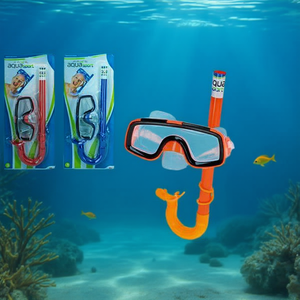 Set maschera da snorkeling Aqua Sport per bambini dai 3 anni in su con cinturino regolabile e lenti antiappannamento - Product Image 3