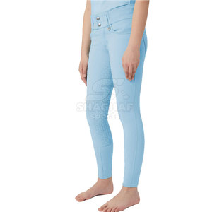 Jean tendance bleu clair pour la collection été, avec une sensation douce et confortable, pantalon homme délavé. - Product Image 4