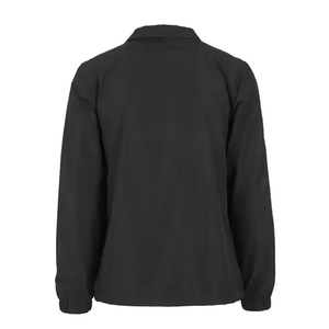 Veste Coach en nylon noir de qualité supérieure pour homme, fermeture à boutons pression, style minimaliste décontracté, streetwear urbain. - Product Image 5