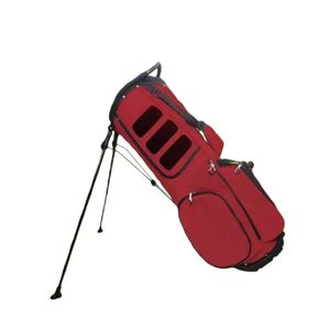 Sac de golf exécutif moderne avec des poches de rangement de grande capacité et une base renforcée pour une stabilité tout-terrain - Product Image 3