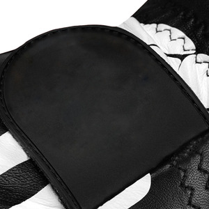 Guantes de Golf Unisex de Alta Calidad, Nuevo Diseño con Estampado de Esqueleto, Piel de Oveja Negra Genuina, Cierre de Velcro Antideslizante, Nayab - Product Image 4