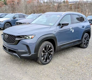 Ventas Premium 2026 CX-50 Híbrido Plus AWD SUV con Volante a la Izquierda - Product Image 1