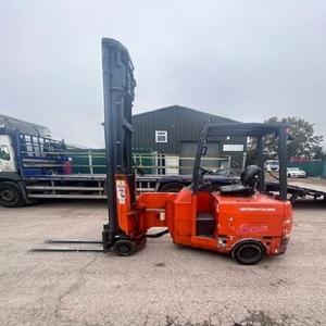 Montacargas Articulado Eléctrico de 2 Toneladas con Motor de Corriente Alterna para Movimiento en Pasillos Estrechos, Gran Capacidad de Elevación, Cabina Ergonómica - Product Image 5