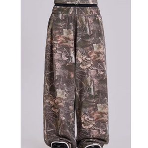 Pantalon de jogging cargo pour homme en molleton épais, coupe ample, multi-poches, streetwear, coton, avec logo personnalisé - Product Image 6