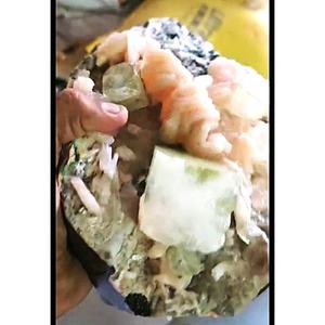 หินสติลไบต์อะโพฟิลไลต์สีเขียวธรรมชาติ ของตกแต่งบ้านตามหลักฮวงจุ้ย เป็นมิตรกับสิ่งแวดล้อม ของขวัญทางธุรกิจ กลุ่มแร่จีโอด - Product Image 2