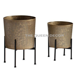 Gold Finished Iron Metal Flower <b>Pots</b> & Planter With Stand Galvanized Home And Garden Decoration Outdoor Application Supplies - Product Image 5