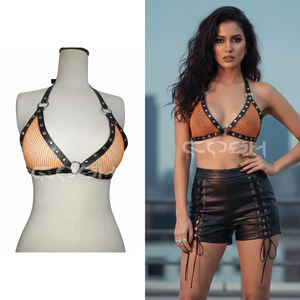 Soutien-gorge en maille orange avec garniture en cuir noir, clous argentés et anneaux en O - Product Image 4