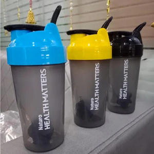 Bouteille shaker Healthmatters 500 ml avec design de mélange pratique pour les boissons protéinées, les entraînements à la salle de sport, la nutrition sportive et l'usage quotidien - Product Image 3