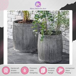 Jardinières vintage en acier galvanisé de qualité supérieure, vendues dans le monde entier, disponibles en taille 38 x 41,5 cm, en provenance d'Inde, au prix optimal. - Product Image 3