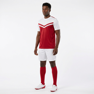 Uniforme de Fútbol Personalizado al por Mayor en Blanco y Rojo – Conjunto de Camiseta de Fútbol con Rayas en V Blancas y Rojas para Hombre con Pantalones Cortos Blancos y Calcetines Rojos - Product Image 1