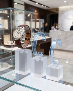 Exhibidor de Relojes Acrílico Moderno de Alta Calidad, Personalizado para Exhibiciones en Tiendas y Ventanas - ¡Oferta! - Product Image 5