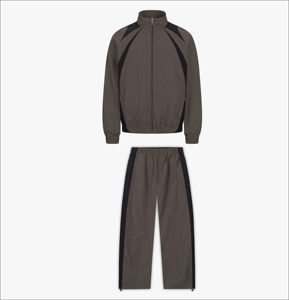 Ensemble deux pièces sportif pour homme, marron uni, à capuche, entièrement zippé, léger, imperméable, en polyester, vêtements de sport d'automne - Product Image 1