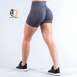 Shorts de yoga personnalisables avec logo pour femme, dos en V, effet froncé aux fesses, pour entraînement sportif, course et gym - Product Image 2