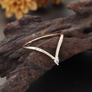 Anillo de Diamantes Marquise de Oro Rosa de 14K para Mujer, Anillo de Boda Minimalista - Product Image 5