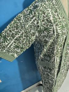 Bata Kimono Hecha a Mano 100% Algodón con Estampado Floral, Bata de Baño y Vestido de Dormir, Ropa de Dormir de Verano, Regalo para Damas de Honor, Talla Única - Product Image 2