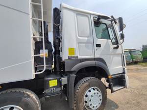 Camión Volquete Howo Usado 8x4 de 12 Ruedas, 30 Metros Cúbicos, 40 Toneladas - Product Image 5