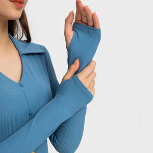 T-shirt de sport léger et respirant pour femme, séchage rapide, décontracté, course à pied, yoga, avec logo frontal, manches longues - Product Image 5