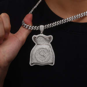 Pendentif Sac d'argent en Argent Sterling 925 avec Diamants de laboratoire pavés, Collier Statement pour Mariage et Soirée, Unisexe - Product Image 1