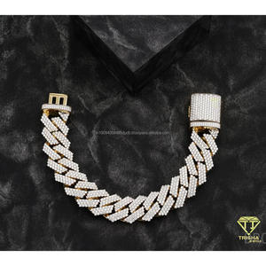Pulsera Cubana Unisex de Moissanita y Diamantes en Plata de Ley 925 con Eslabones Anchos con Incrustaciones y Cierre de Caja de Lujo, Diseño Hip Hop - Product Image 4