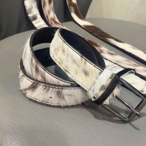 Cinturones de Cuero Vacuno con Hebilla de Acero Vintage para Mujer, Personalizables con Estampado Animal, Alta Resistencia y Durabilidad, Pakistán - Product Image 4