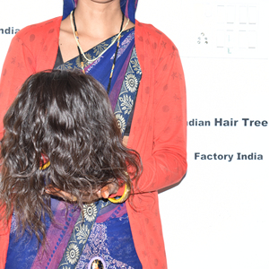 Extensiones de cabello humano natural ondulado sin procesar, de color natural, para tejer, de fabricación india, al por mayor. - Product Image 5