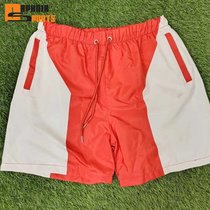 Conjunto de Chaqueta y Pantalones Cortos de Invierno para Hombre, Diseño Personalizado con Logotipo Impreso y Pedrería, Cuello Alto, Poliéster/Nailon, Patrón Sólido - Product Image 3