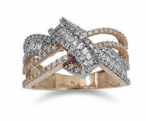 Elegante Anillo de Oro Rosa Real para Mujer con Acabado Brillante Radiante, Diseñado para Looks de Moda Sofisticados, Joyería para Bodas y Eventos - Product Image 2