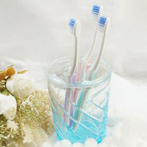 [Holar] Almacenamiento de cepillo de dientes de 4 ranuras transparente e irrompible de Taiwán para Baño - Product Image 4
