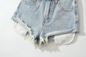 Shorts de mezclilla de corte relajado con dobladillo deshilachado para mujer, shorts de mezclilla holgados de verano para mujer - Product Image 5