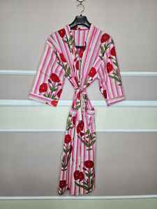 Robe de nuit en soie pour femme, style kimono, à manches longues, avec taille naturelle, imprimé floral vintage élégant, couleur unie, décontractée - Product Image 3