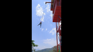 Dispositivo Comercial de Salto Rápido para Parques de Aventura, Sistema de Caída Libre Controlada con Descensor Automático y Arnés de Seguridad - Product Image 5