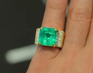 Anillo de compromiso de moda para mujer, chapado en oro de 18 quilates, con diamantes engastados en pavé, corte esmeralda, estilo vintage, certificado IGI, anillo de eternidad con diamantes creados en laboratorio - Product Image 2