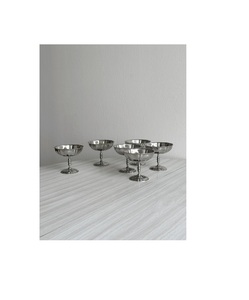 Bol de service alimentaire classique vintage en acier inoxydable pour collection de salle à manger, design intemporel, construction durable, qualité supérieure - Product Image 1