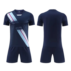 Maillots de football personnalisés PURE par sublimation, à manches courtes, anti-humidité, avec nom, numéro et logo – Vente en gros usine – Ensemble de football pour hommes – Offre spéciale - Product Image 4