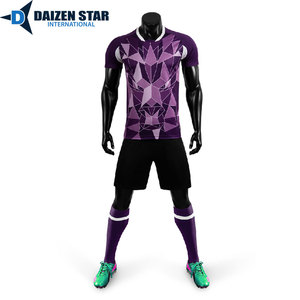 Uniforme de Fútbol Personalizado DSI, 100% Poliéster Transpirable, Manga Corta, Conjunto Deportivo para Club de Primavera - Product Image 2