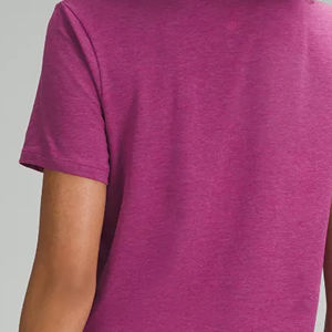 เสื้อยืดแขนสั้นผู้หญิง แห้งเร็ว คอกลม ระบายอากาศได้ดี ทรงเข้ารูป ซับเหงื่อ ผ้ายืด สแปนเด็กซ์ แห้งเร็ว แฟชั่นใหม่ - Product Image 6