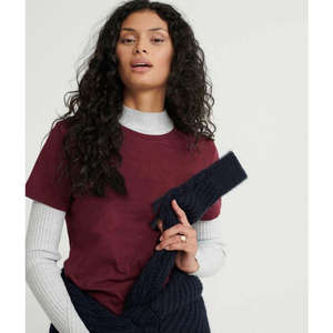 Camiseta Informal de Algodón Suave, Color Granate, Ecológica, Personalizable, Unisex, de Manga Corta y Cuello Redondo para Uso Diario - Product Image 4