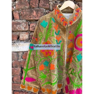 <b>Velvet</b> Embroidered <b>Jacket</b> With Mandarin Collar Full Sleeve Hand Drawn Floral Pattern Autumn Women's Coat - Product Image 2