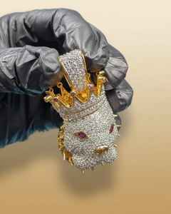 Pendentif en argent sterling 925 pour homme, motif tête de lion, bijoux de luxe hip-hop, pendentif personnalisé couronne royale en moissanite plaqué or - Product Image 2