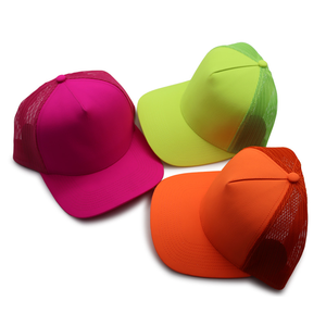 Gorras Trucker de Fábrica Vietnamita, con Malla Trasera, Personalizables, de 5 Paneles, de Espuma, para Viaje y Estilo Urbano, OEM, Venta al por Mayor, de Polialgodón, Color Verde Matcha - Product Image 6