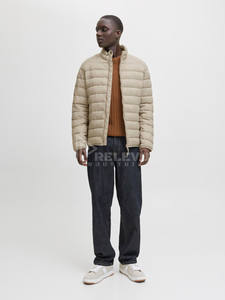 Blouson matelassé pour homme de haute qualité, imperméable et coupe-vent, personnalisé, style universitaire, streetwear, moto, en duvet de canard - Product Image 4