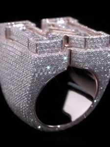 Anillo de Diamante Cultivado en Laboratorio con Letra Inicial Personalizada, Plata 925, Corte Baguette y Redondo, Estilo Iced Out, para Hombre, Pasa el Test de Diamantes, Venta al Por Mayor - Product Image 2