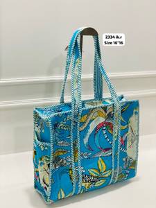 Sac fourre-tout à bandoulière matelassé floral de style mode pour femme, haute qualité, fermeture éclair, grande capacité, couleur personnalisable, toutes les options - Product Image 2