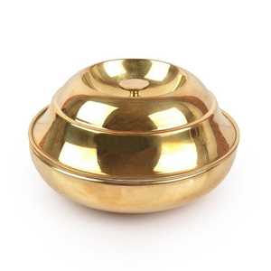 Tazón de Metal Dorado Pulido con Tapa, Diseño Moderno para Servir Alimentos, Apto para Lavavajillas, Estilo Mets Storage - Product Image 3