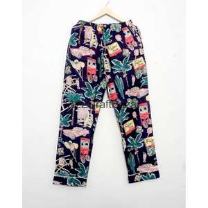 Ensemble de vêtements de détente pour femmes, pyjama, fabriqué à la main, magnifiquement conçu, en tissu 100% coton, imprimé de motifs floraux - Product Image 2