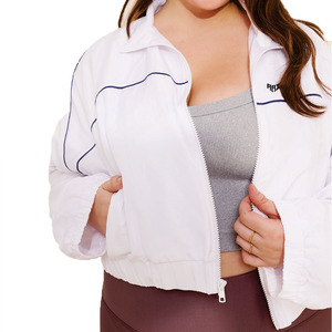 Veste coupe-vent courte décontractée pour femme, légère, style sport, avec bandes personnalisées, respirante, pour le fitness, également disponible pour homme, USA - Product Image 6