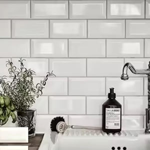 Azulejos de Cerámica de Alta Calidad para Metro, Antideslizantes y Resistentes al Ácido, para Aplicaciones en Pisos y Paredes - Product Image 3