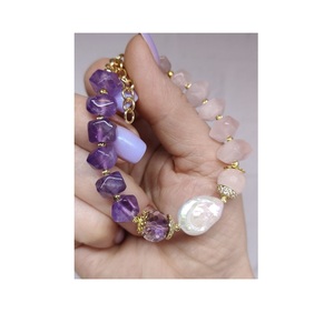 Contemporary Handmade Resin <b>Bracelet</b> with Refined Artistic Design Stylish Accessory for Fashion Businesses - Product Image 2